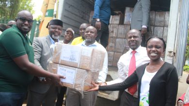 Meru Senator Kathuri Murungi who is the Kamashinani Foundation Patron hands Drugs to Meru health department officers. Photo/Rugendo Antony